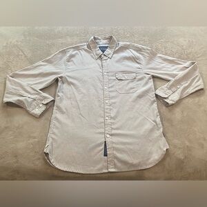 Roark Men’s Medium Button Down Shirt Tan Casual Long Sleeve Adventure Travel